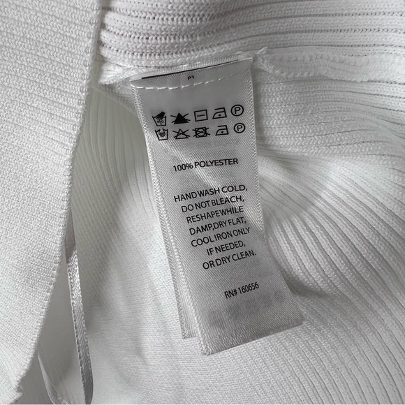 Sincerely Jules Racer Tank - Picture 4 of 4